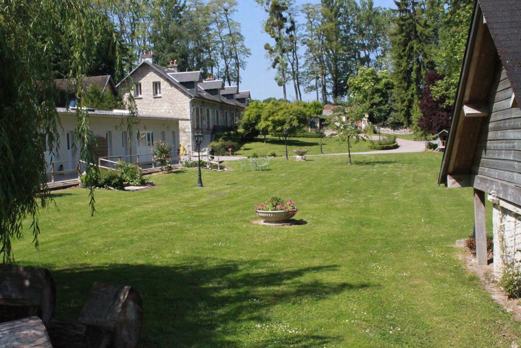 Вилла Domaine Le Translon Saint-Pierre-Aigle Экстерьер фото